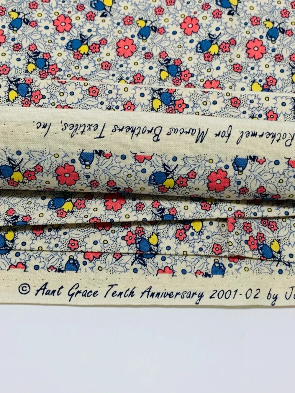 Aunt Grace 10th Anniversary Fabric 1930s Reproduction Floral 2 1/8 Yards Cotton - Picture 4 of 8